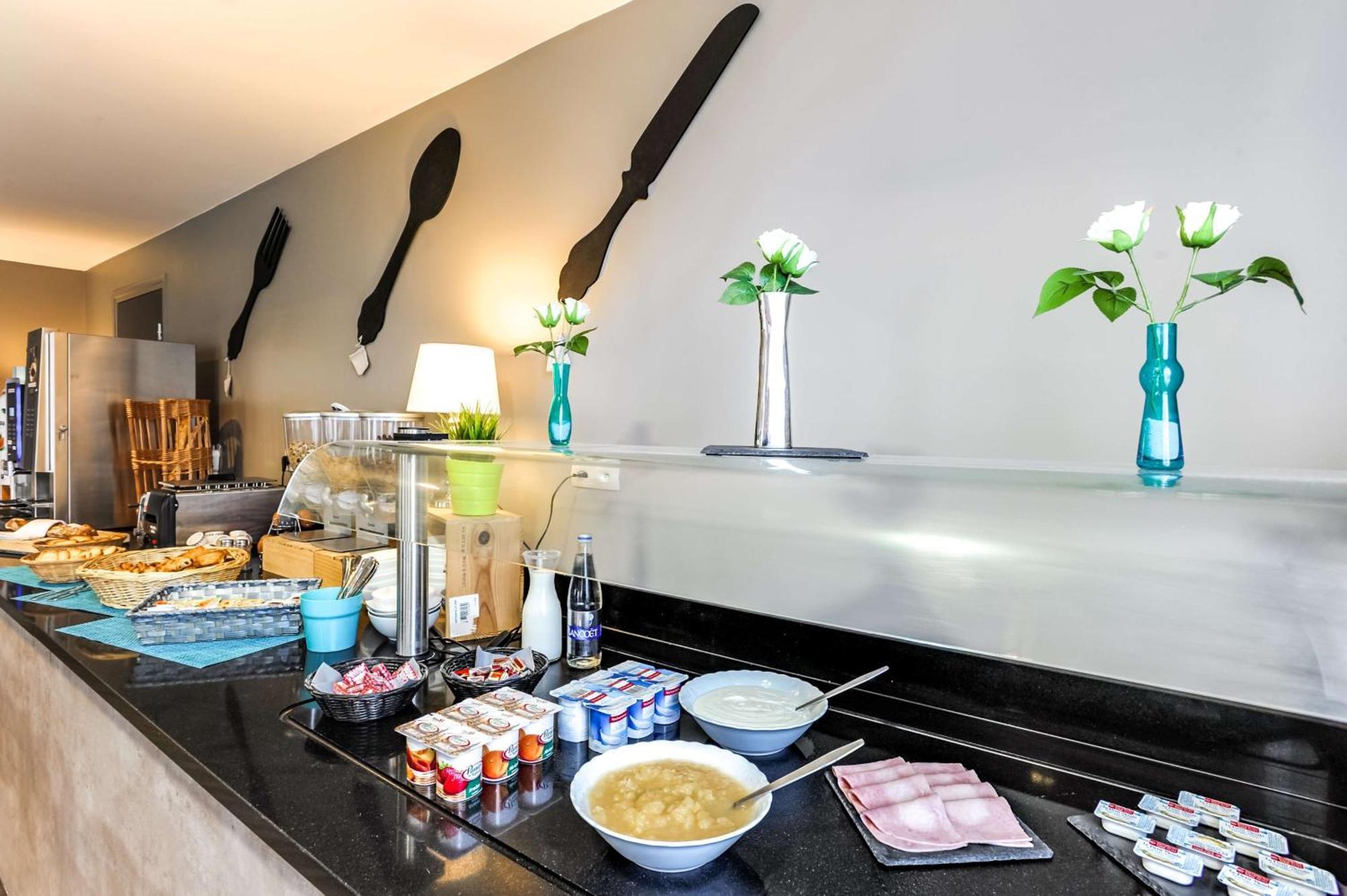 Brit Hotel Le Galion & Spa Биник Экстерьер фото