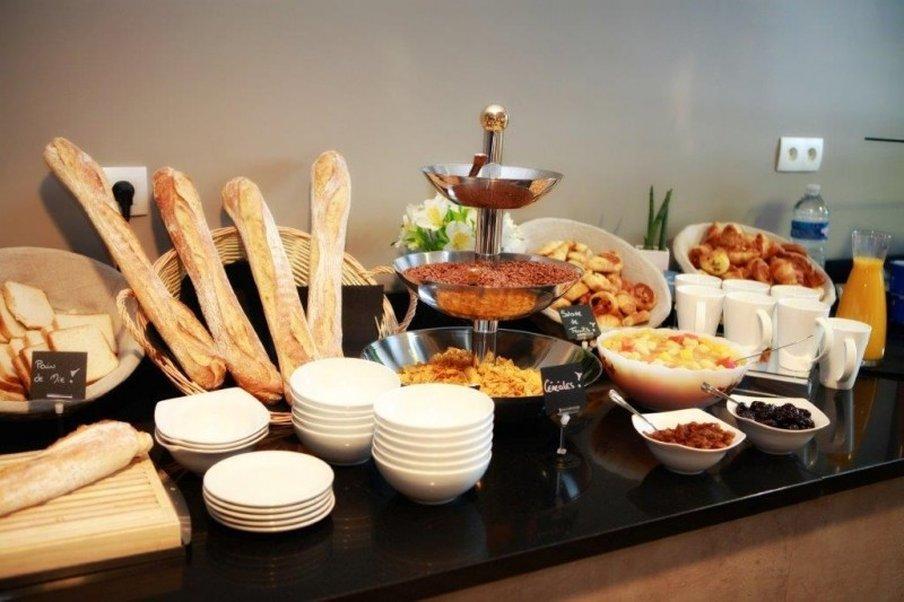 Brit Hotel Le Galion & Spa Биник Экстерьер фото